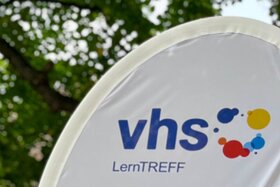 Bild der Petition: Nein zu den Einsparungen an der vhs Erlangen!