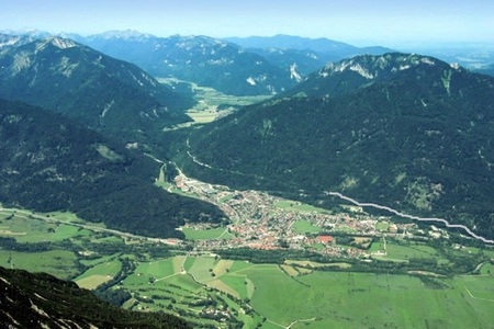 Petīcijas attēls:Nein zur Verlegung der B23 in Oberau quer durch die unberührte Natur des Mühlbergs