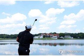 Immagine della petizione: OB zone added to the final tournament venue of the PGA Tour PO