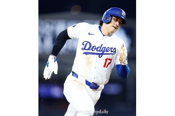 Image of the petition Ohtani's crazy presence, tying the game in the 10th inning + 2 walks and 2 steals