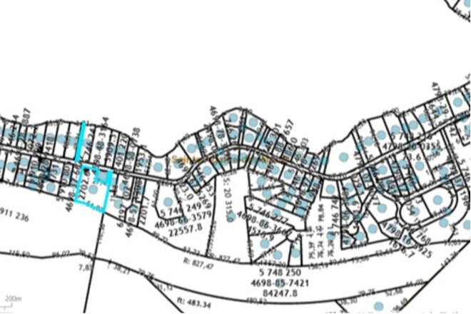 Изображение петиции Opposition au changement proposé de zonage et changement résidentiel unifamilial