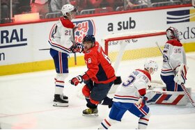 Immagine della petizione: Ovechkin Scores His 1st Playoff Overtime Goal