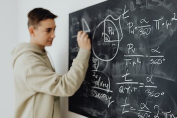 Bild der Petition Petition zur Erneuerung der mathematisch-naturwissenschaftlichen Bildung an deutschen Gymnasien