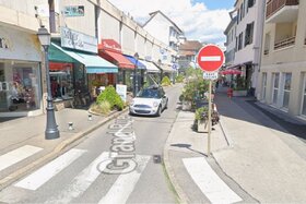 Afbeelding van de petitie: Pour maintenir le droit de la remontée cyclable de la Grande Rue à Saint-Julien-en-Genevois