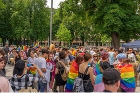 Foto van de petitie:Queeres Zentrum für Augsburg
