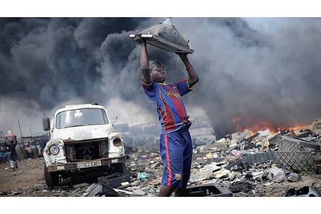 Bild der Petition Recycling of e-waste instead of export to Africa!