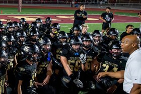 Kép a petícióról:Reinstate Coach Hall as the Maple Mountain Football Head Coach