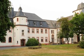 Bild der Petition: Rettet das Vinzenz-von-Paul-Gymnasium in Niederprüm