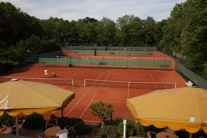 Foto della petizione:Rettet die Tivoli Tennisanlage ! Aktuelle Information/neu: www.rettet-das-tivoli.de