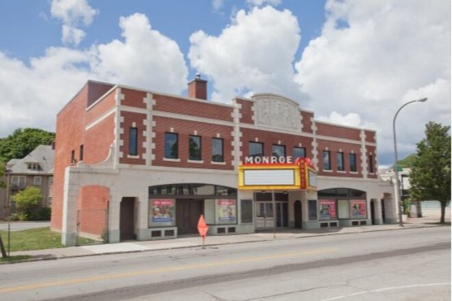 Slika peticije Return the Monroe Theater to the Community!