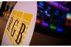 Imagen de la petición: RGB almost broke down in Q4, reducing annual losses