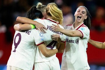 Image of the petition Roma and Lyon Fight for Group Lead in Women's League