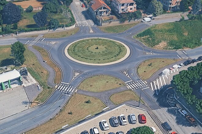 Bild av namninsamlingen Rotonda c.so Primo Levi - Rivoli (TO)