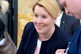 Bild der Petition: Rücktritt Bundesministerin Franziska Giffey (Bundesministerium für Familie, Senioren, Frauen und J.)