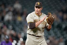 პეტიციის სურათი: San Diego Padres Hire Craig