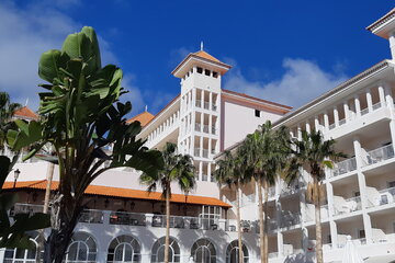 Immagine della petizione Save the RIU Palace Madeira hotel!
