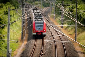 Peticijos nuotrauka:Schnellbahn Strecke zwischen Dresden und Hoyerswerda