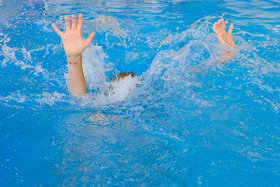 Slika peticije:Schnelle Wiedereröffnung von privaten Schwimmschulen
