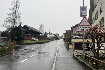 Vetoomuksen kuva Schwyz Dorfbachstrasse 30er Zone