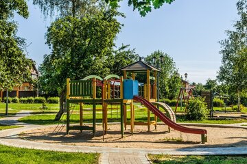 Bild der Petition Sicherheit am Spielplatz: Zaun um Wiese und Spielplatz am Wagenhorst/Seifendamm in Neuenhaus