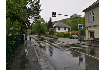 Φωτογραφία της αναφοράς:Sicherung des Schutzweges Kindergarten/Volksschule Krems-Rehberg