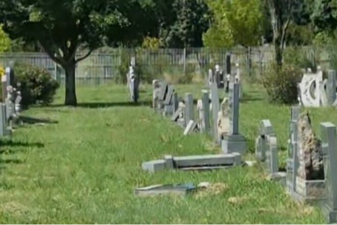 Изображение петиции Stand Up for Dignity and Respect: Demand Proper Care for Our Cemeteries Now!