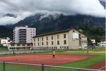 Immagine della petizione Statt Abbruch der Kaserne Glarus: kreative & konstruktive Zwischennutzung!