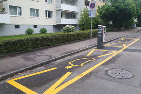 Bild der Petition: Stopp dem versteckten Parkplatz-Abbau durch E-Tankstellen