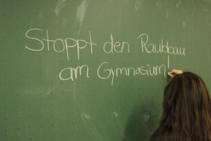 Bild der Petition: Stoppen Sie den Raubbau am Gymnasium