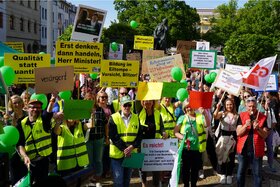 Billede af andragendet: Stoppt das Maßnahmenpaket des SMK! Jetzt die Auswertung der Arbeitszeitstudie abwarten!
