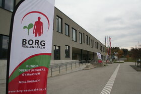 Bild på petitionen:Stoppt die Kleidervorschriften am BORG Neulengbach!