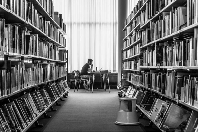 Imagem da petição Stop the deterioration of our study conditions at Goethe University!