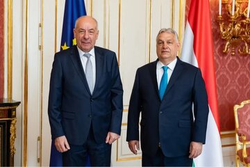A petíció képe Sulyok Tamásnak le kell mondania