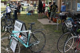 Obrázek petice:Support WeCycle:  give a long community lease for the Pioneer's Retreat, Batman Park, Northcote