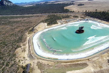 Bild der Petition Surfen / Wave Maker im Leipziger Neuseenland