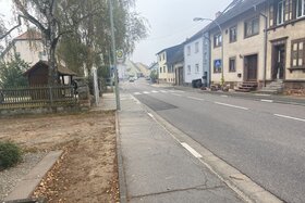 Bild der Petition: 30km/h Zone zur Schulzeit am Zebrastreifen oder eine Fußgängerampel, Breitfurter Str. in Mimbach