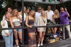 Obrázok petície: ToMy-Z ins Volksfest-Festzelt