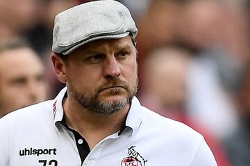 Imagen de la petición Trainer des 1 FC Köln muss bleiben. Die 72 bleibt.