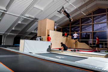 Immagine della petizione Trampolin- und Skatehalle für den Bezirk Zell am See – Mehr Freizeitmöglichkeiten für unsere Jugend