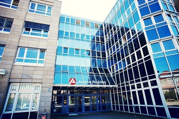 Bild der Petition Übernahme der Internetkosten von HartzIV-Empfängern durch das Jobcenter!