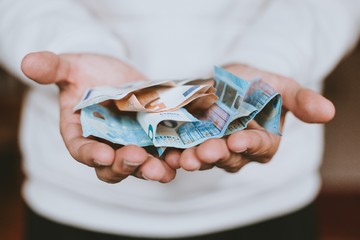 Bild der Petition Unterhaltsleistungen für Kinder/Studierende steuerlich absetzen können.
