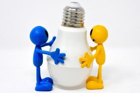 Image of the petition: Verbot von fest verbauten Akkus in Smartphones und von fest verbauten LED-Birnen in Lampen