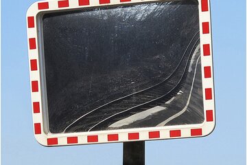 Bild der Petition Verkehrsspiegel an der Avia-Tankstelle Oberreute