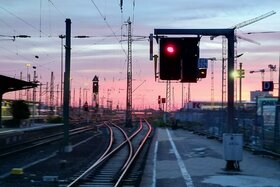 Foto van de petitie:Verlängerung der Kahlgrundbahn (Bembel) bis nach Frankfurt Ost / Süd / (Hbf)