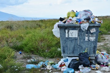 Bild der Petition Verpflichtung der Industrie zum Aufbau inländischer Recyclingeinrichtungen, für alle vertriebenen Ve