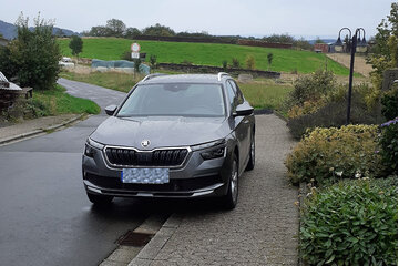 Bild der Petition Verwarnungsgeld beim Halten/Parken auf dem Bürgersteig im ländlichen Umfeld