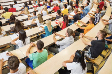 Imagen de la petición Vielfalt statt Germanisierung an Österreichs Universitäten!