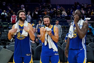 Image of the petition Warriors to Honor Klay Thompson in His Return