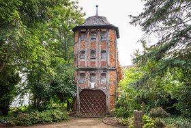 Bilde av begjæringen: Warum verfällt der Taubenturm im Ulrichschen Garten in Goslar
