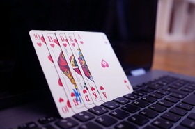 Bild der Petition: Werbeverbot für Onlinecasinos